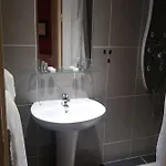 L'ecailler Szálloda 3*