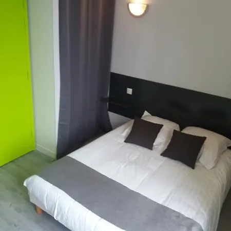勒凯乐旅馆 3*