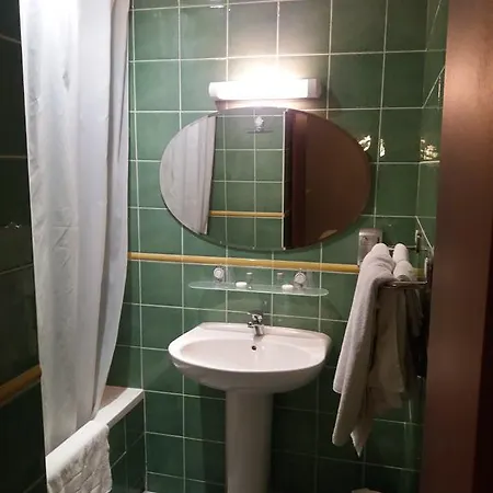 L'ecailler Hotel 2*